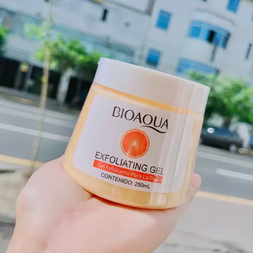 Exfoliante gel Vitamina C  Bioaqua BQY45094