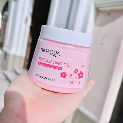 Exfoliante gel Sakura Bioaqua BQY45117